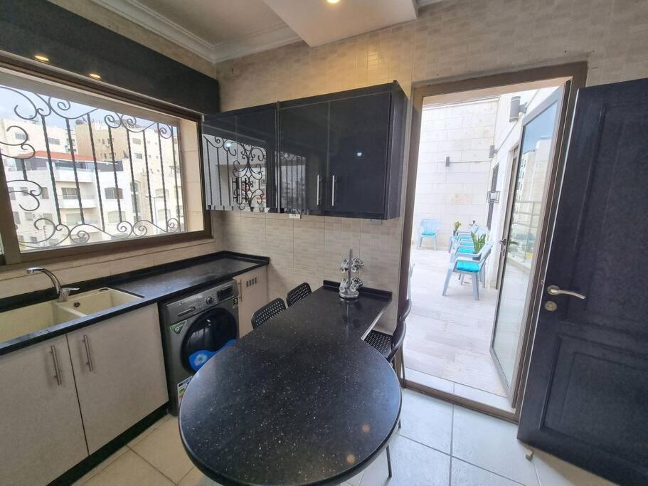 Deir Ghbar 3 Rooms Apart アンマン エクステリア 写真